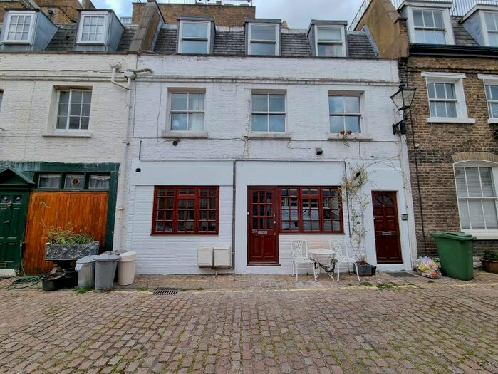 1 Bedroom Flat To Rent In Lancaster Mews, Ground Floor Flat, Bayswater, London, W2