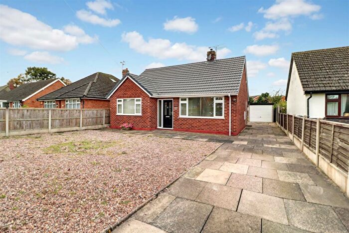 2 Bedroom Detached Bungalow For Sale In Hollybush Crescent, Willaston, Nantwich, CW5