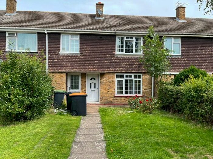 3 Bedroom Terraced House To Rent In Eden Way, Bedford, MK41