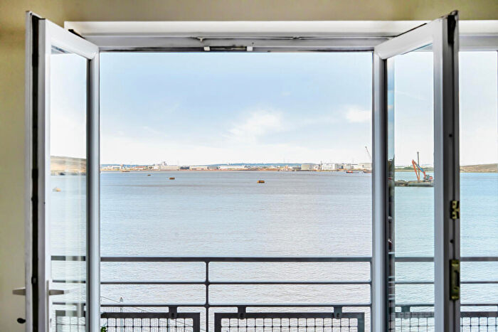 2 Bedroom Apartment For Sale In Chichester Wharf, Erith, DA8