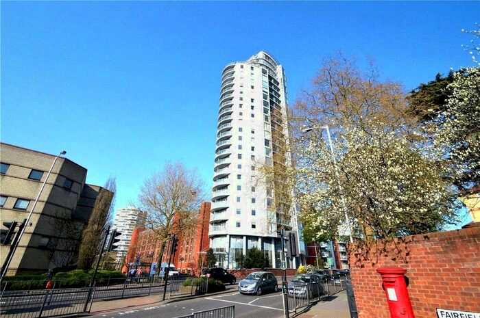 Studio To Rent In Altyre Road, Croydon, CR0