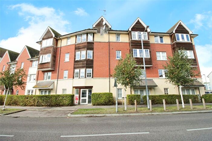 1 Bedroom Apartment To Rent In Churchill Avenue, Basildon, SS14
