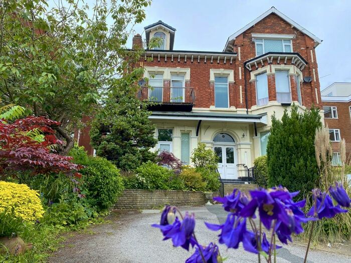 3 Bedroom Ground Flat To Rent In Albert Road, Southport, Merseyside., PR9