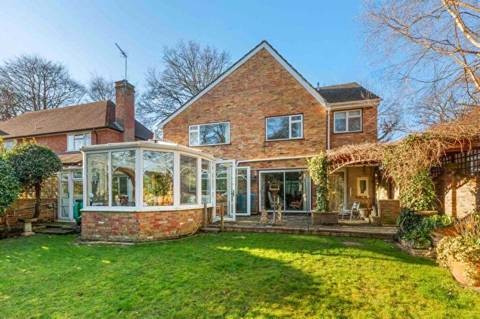 5 Bedroom Detached House For Sale In St. Johns Close, Penn, HP10