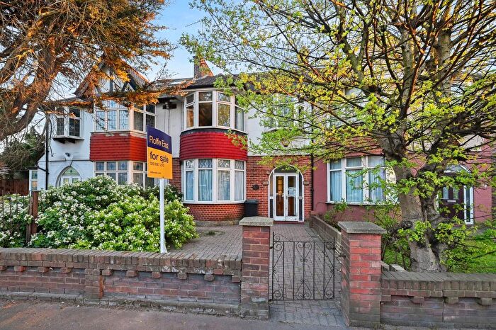 3 Bedroom Terraced House For Sale In Greystoke Park Terrace, Ealing, W5