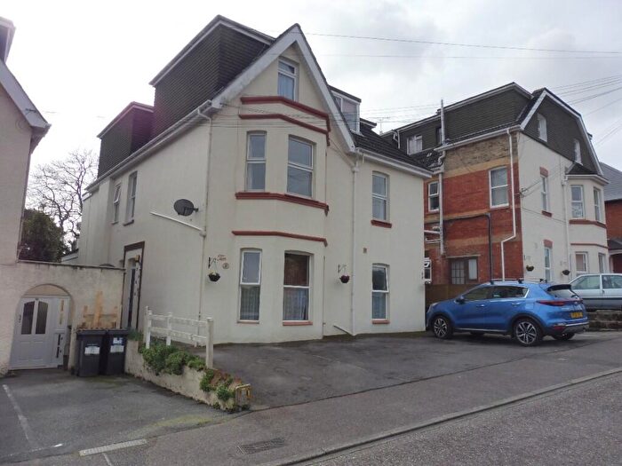 1 Bedroom Flat To Rent In Alumdale Road, Bournemouth, Dorset, BH4
