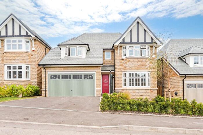 5 Bedroom Detached House For Sale In Broadstone Manor, Huddersfield Road, Diggle, Saddleworth, OL3