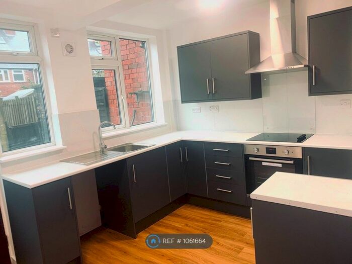 3 Bedroom Terraced House To Rent In Beauvale Road, Nottingham, NG2