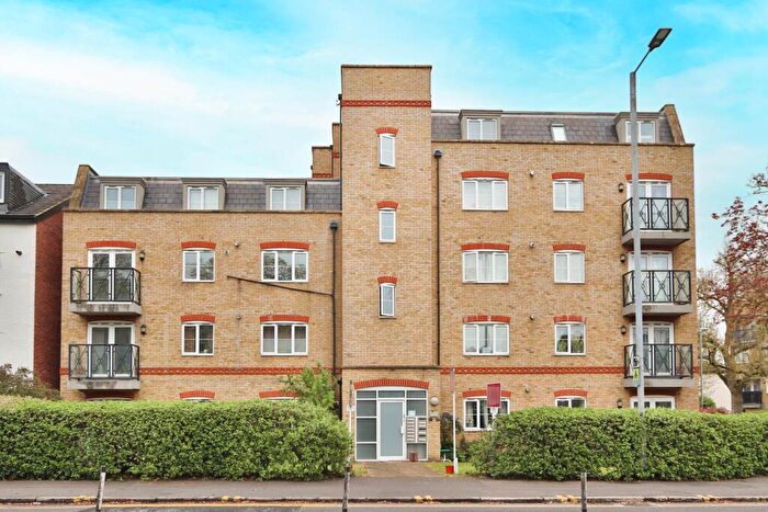 2 Bedroom Flat To Rent In Kingston Road, New Malden, KT3