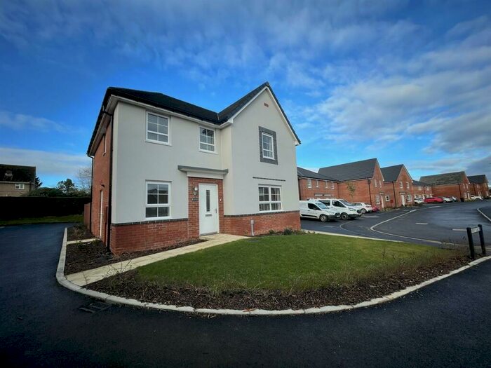 4 Bedroom Detached House To Rent In Osprey Place, Newent, GL18