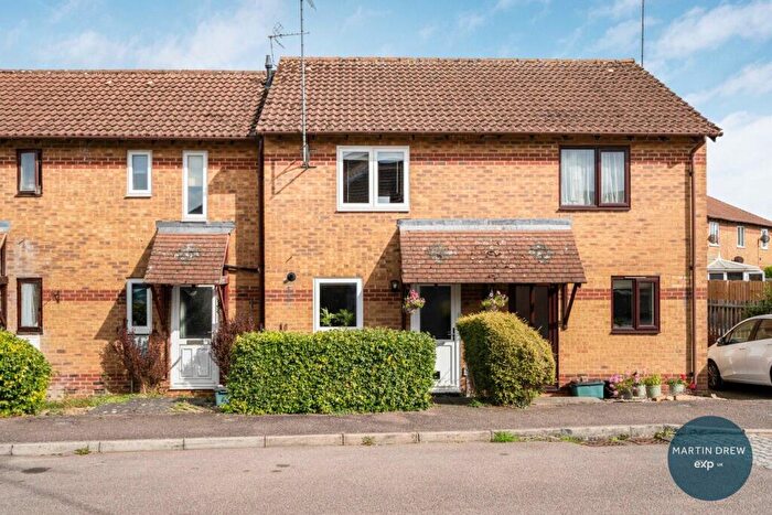 2 Bedroom Terraced House For Sale In Johnson Avenue, Brackley, NN13