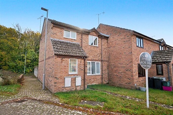 3 Bedroom End Terrace House For Sale In Carrick Close, Dorchester, DT1