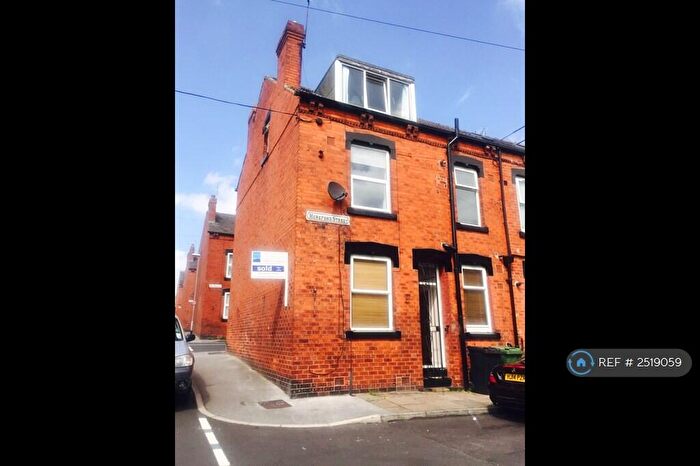 3 Bedroom End Of Terrace House To Rent In Hereford Street, Leeds, LS12