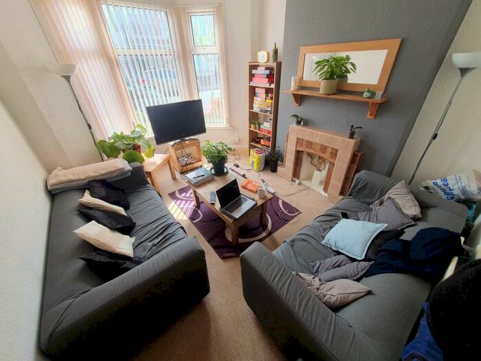 3 Bedroom House To Rent In Australia Road, Heath, CF14