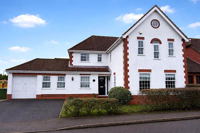 4 Bedroom Detached House To Rent In Old Lands Hill, Bracknell, Berkshire, RG12