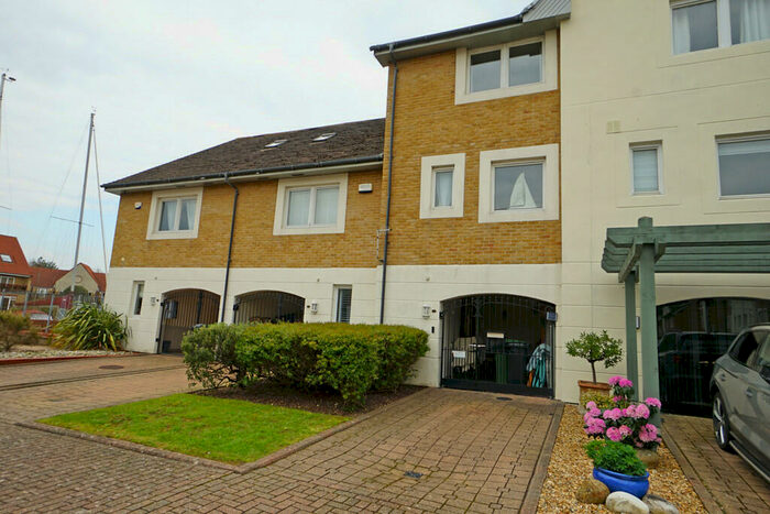 3 Bedroom Terraced House To Rent In Bryher Island, Port Solent, Portsmouth, PO6