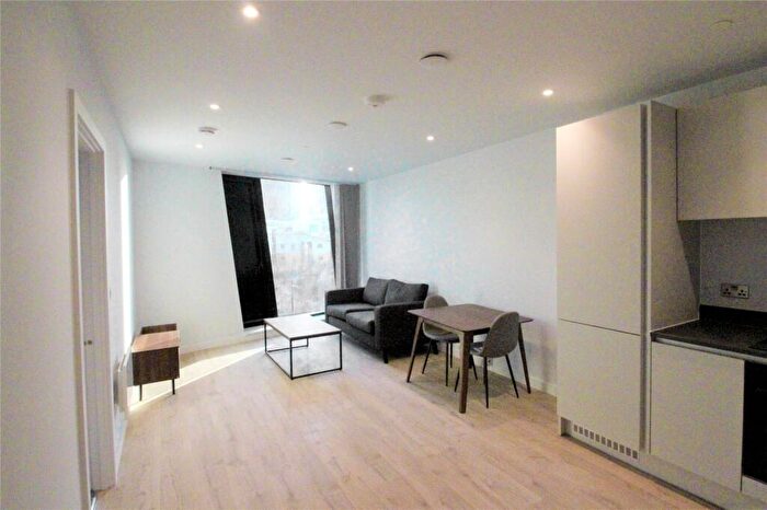 1 Bedroom Apartment To Rent In Axis Tower, Whitworth Street West, Manchester, M1