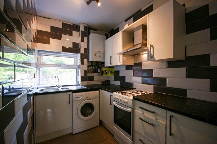 2 Bedroom Terraced House To Rent In Harborne Park Road, Birmingham, B17