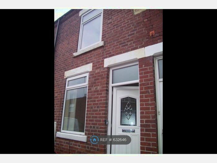 2 Bedroom Terraced House To Rent In Lister Street, Castleford, WF10