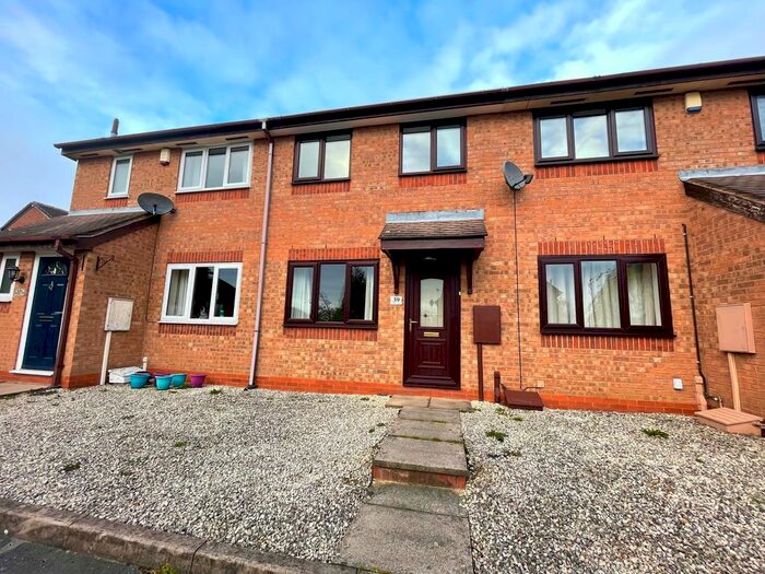2 Bedroom Town House To Rent In Lydstep Close, Oakwood, Derby DE21