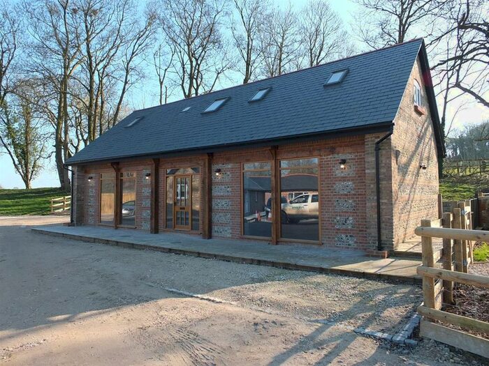 4 Bedroom Detached House To Rent In The Old Barn, Muston Farm, Piddlehinton, DT2