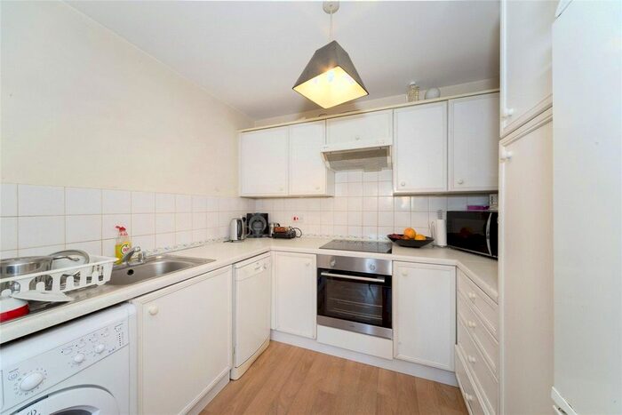 1 Bedroom Flat To Rent In Green Park Mayfair, Mayfair London, W1J