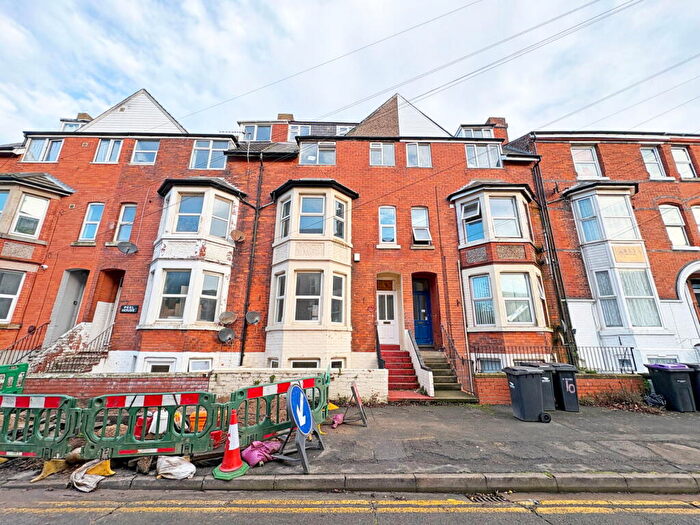 6 Bedroom Town House For Sale In Prince Alfred Avenue, Skegness, Lincolnshire, PE25