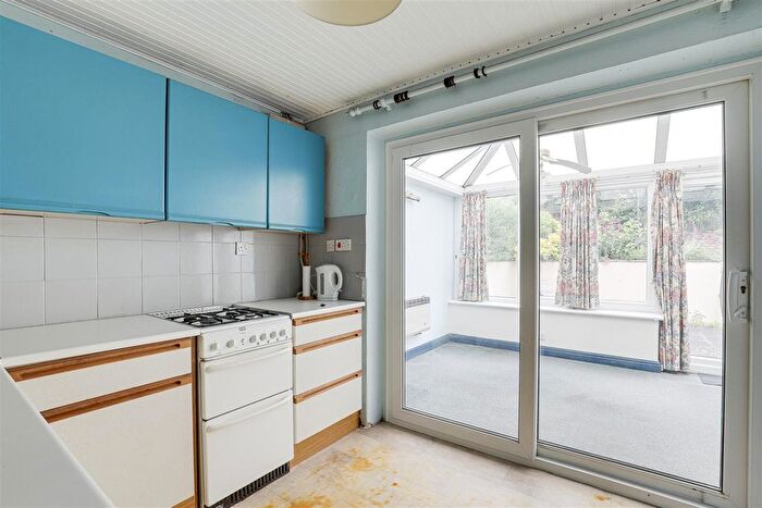 2 Bedroom Detached Bungalow For Sale In Valetta Road, Arnold, Nottinghamshire, NG5