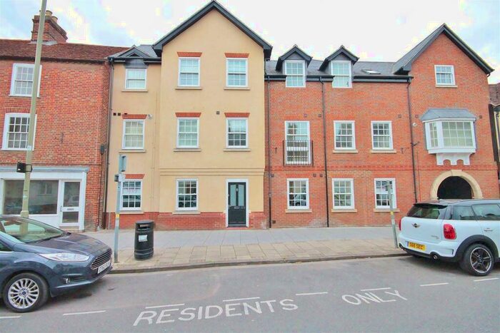 1 Bedroom Apartment To Rent In West St Helen Street, Abingdon, OX14