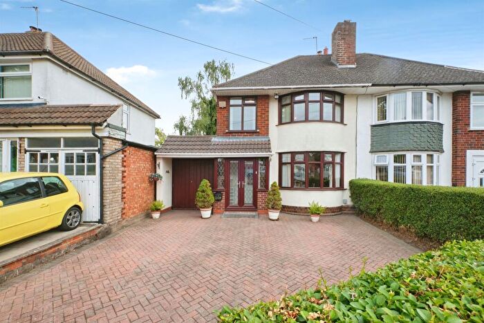 3 Bedroom Semi-Detached House For Sale In Endhill Road, Birmingham, B44
