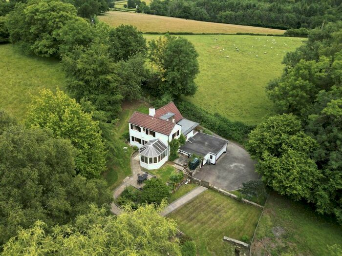 4 Bedroom Detached House For Sale In Coed-Y-Paen, Pontypool, Monmouthshire, NP4