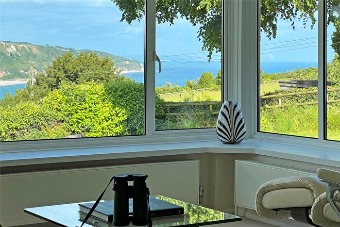 4 Bedroom Detached House For Sale In Beer Road, Seaton, Devon, EX12