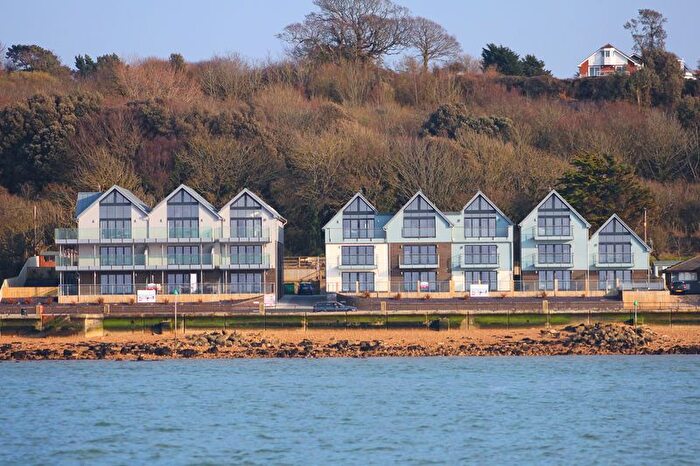 2 Bedroom Flat To Rent In Solent Shores, Gurnard, PO31