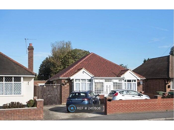 3 Bedroom Bungalow To Rent In Feltham Road Ashford, Ashford, TW15