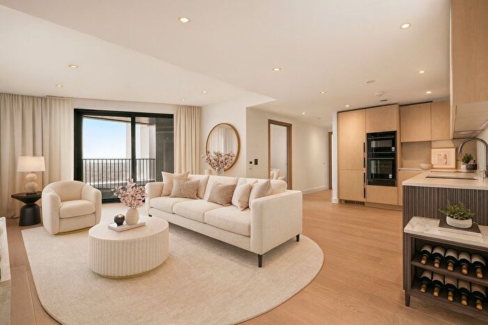 3 Bedroom Flat To Rent In One Linear Place, Nine Elms, SW11