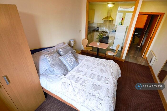 Studio To Rent In Legrams Mill Residence, Bradford, BD7