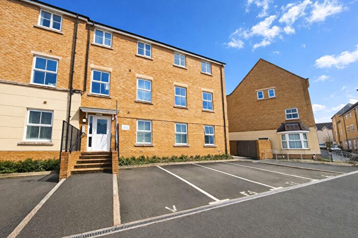 2 Bedroom Flat For Sale In Truscott Avenue, Forte House, SN25