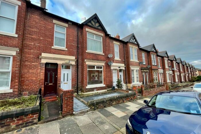 2 Bedroom Apartment To Rent In Sandringham Road, Gosforth, Newcastle Upon Tyne, Tyne And Wear, NE3