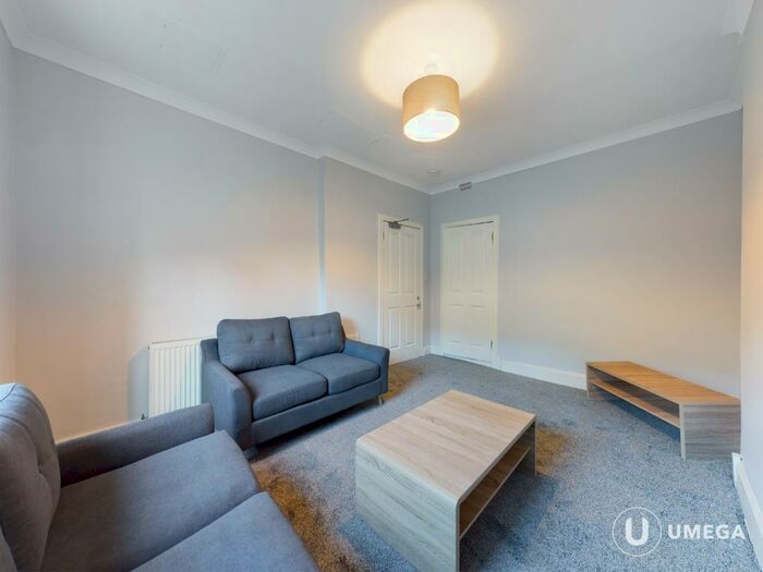 3 Bedroom Flat To Rent In Murieston Terrace, Dalry, Edinburgh, EH11