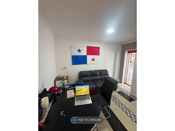 1 Bedroom Flat To Rent In Tresham Crescent, London, NW8