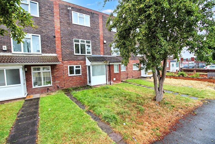 3 Bedroom Terraced House To Rent In Northam Walk, Wolverhampton, WV6