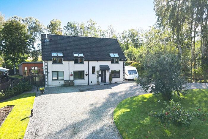 5 Bedroom Detached House For Sale In The Ashes, East Drive, Lentran, IV3