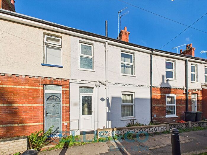 3 Bedroom Terraced House For Sale In Vale Road, Tonbridge, Kent, TN9