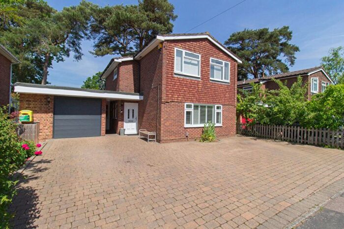 4 Bedroom Detached House To Rent In Barbara Close, Church Crookham, GU52