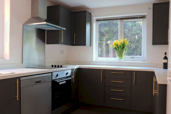 4 Bedroom Terraced House To Rent In Exchange Road, West Bridgford, NG2