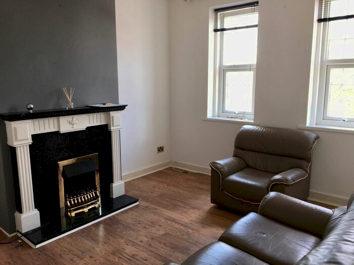 2 Bedroom Flat To Rent In Newton Road, High Heaton, Newcastle Upon Tyne, NE7