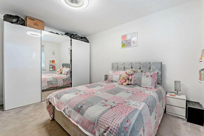 2 Bedroom Detached Bungalow For Sale In Lansdowne Road, Littlehampton, West Sussex, BN17