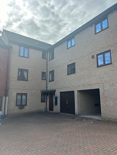 2 Bedroom Flat To Rent In Laxfield Drive, Broughton, Milton Keynes, MK10