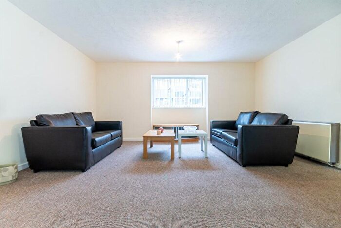 2 Bedroom Apartment To Rent In Brady And Martin Court, City Centre, NE1