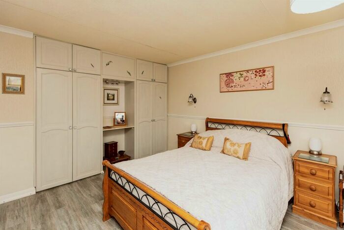 4 Bedroom Detached House For Sale In Vicar Lane, Eastrington, Goole, DN14